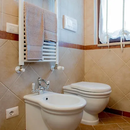 Alojamento de Turismo Rural Il Colle Del Falco Borghetto (Parma)