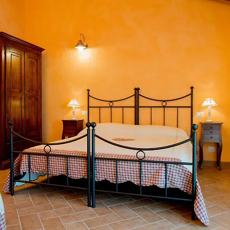 Il Colle Del Falco Alojamento de Turismo Rural Borghetto (Parma)